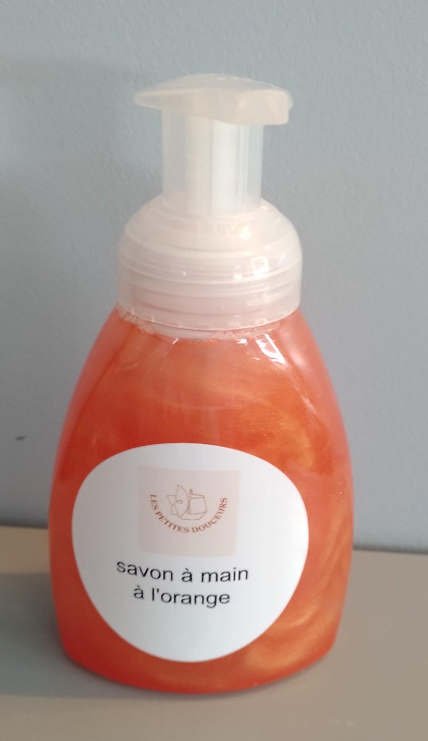 Savon à main en mousse à l'orange